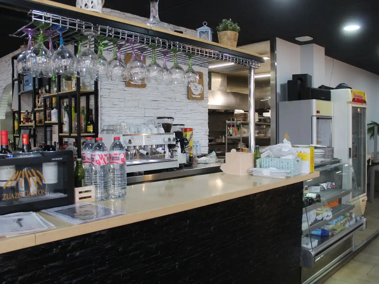 Local comercial en traspaso en av filadores 11-13, imagen 4