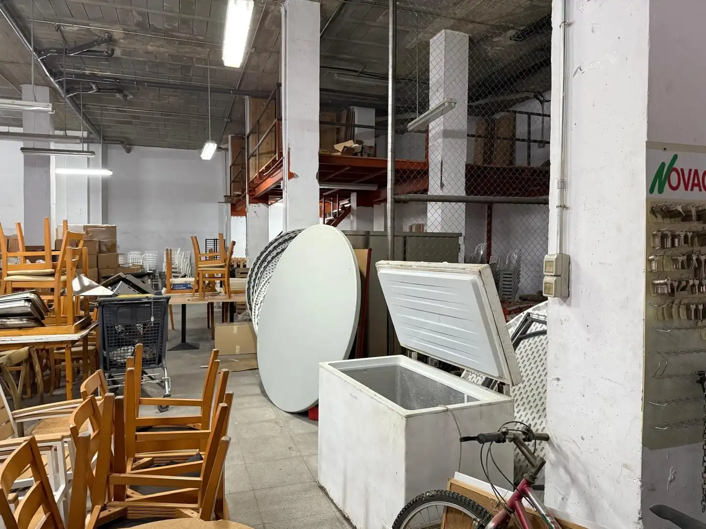 Local comercial en venta en Calle de las Flores 8, imagen 13
