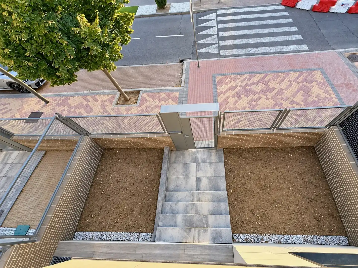 Parking de Casa adosada en venta en Boadilla del Monte con Aire acondicionado, Calefacción y Jardín privado