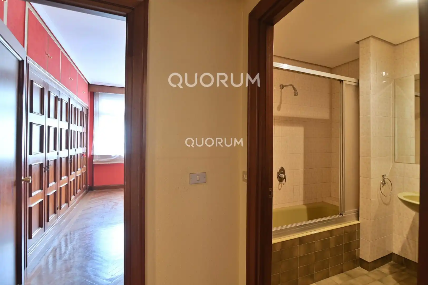 Habitación de Piso en venta en Bilbao  con Calefacción y Trastero