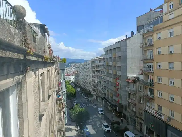 Exterior view of Flat for sale in Vigo   with Heating, Parquet flooring and Oven