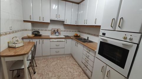 Photo 2 of Flat to share in Calle Zalacaín, San Fermín, Madrid