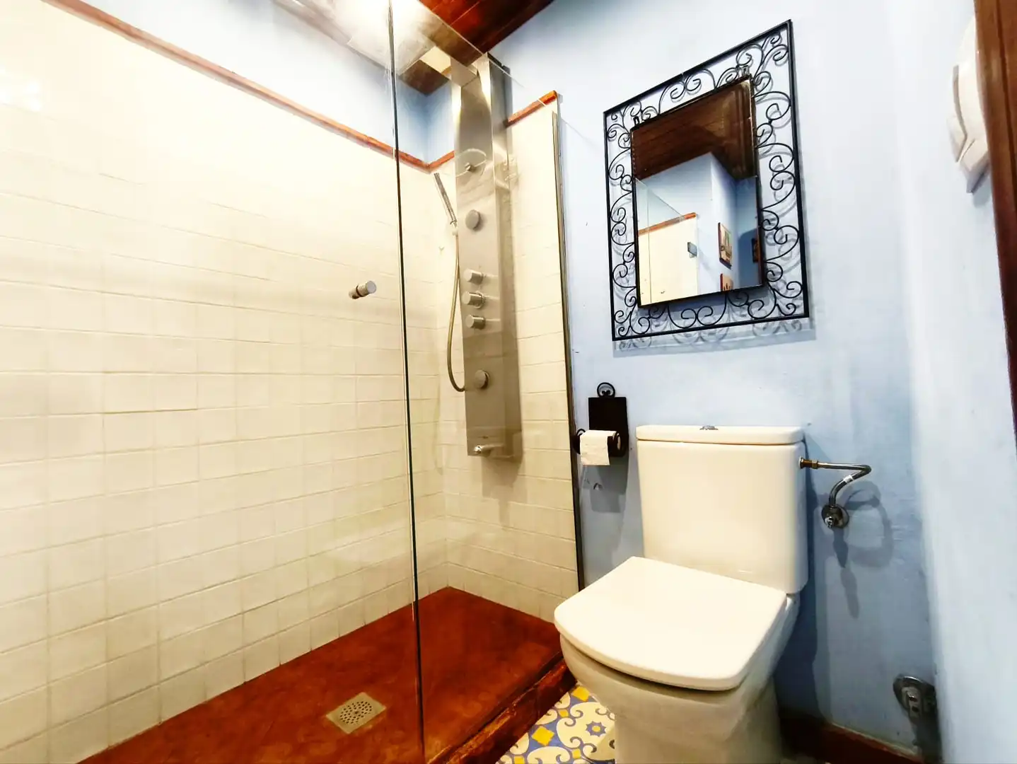 Bany de Apartament en venda en Cazalla de la Sierra amb Aire condicionat, Calefacció i Moblat