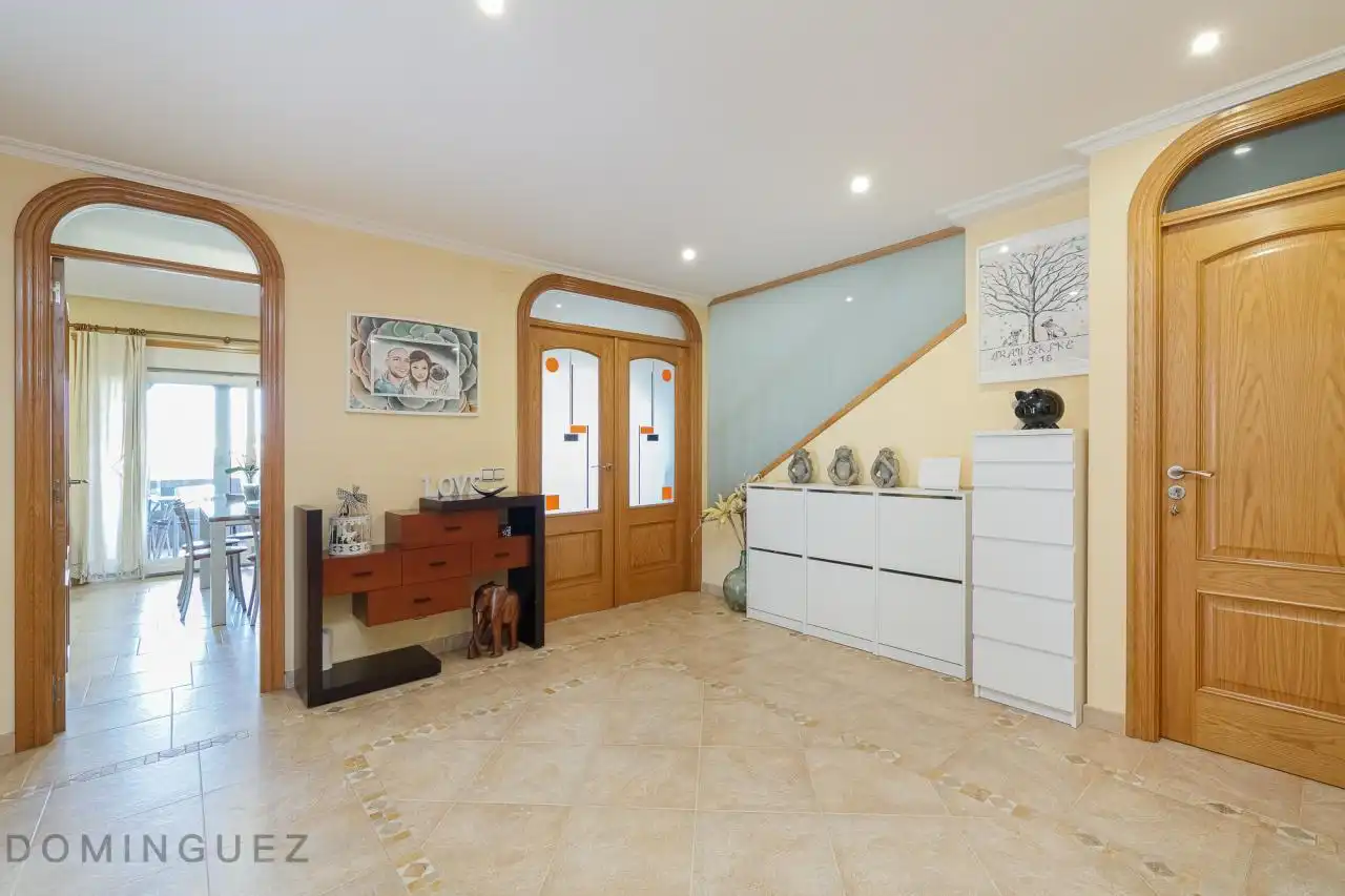 Casa o chalet en venta en Vigo  con Calefacción, Jardín privado y Parquet