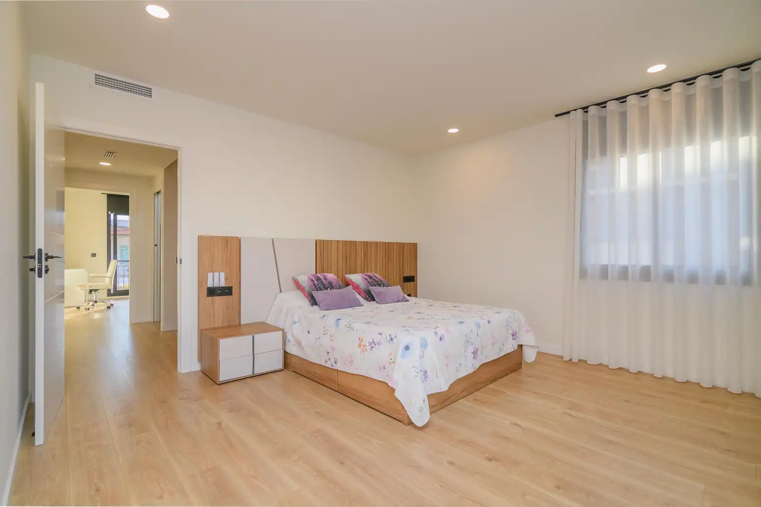 Dormitori de Casa o xalet en venda en Viladecans amb Aire condicionat, Calefacció i Parquet