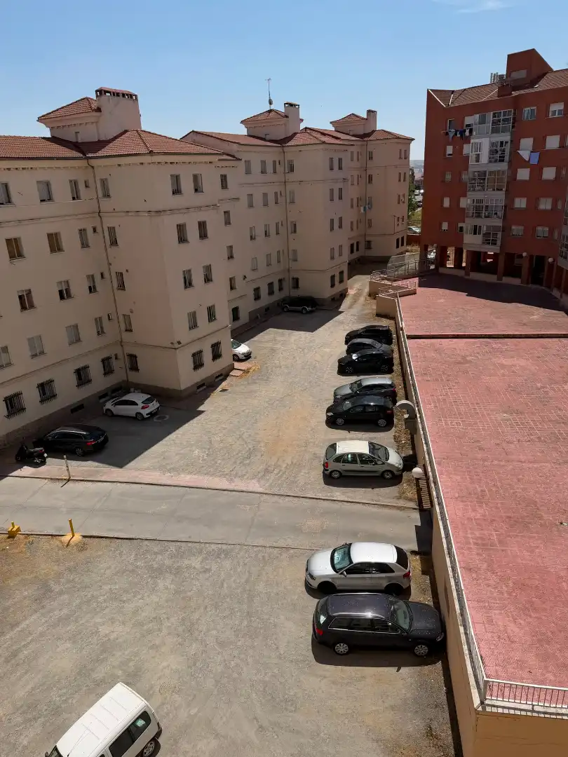 Parking de Piso en venta en Ávila con Calefacción