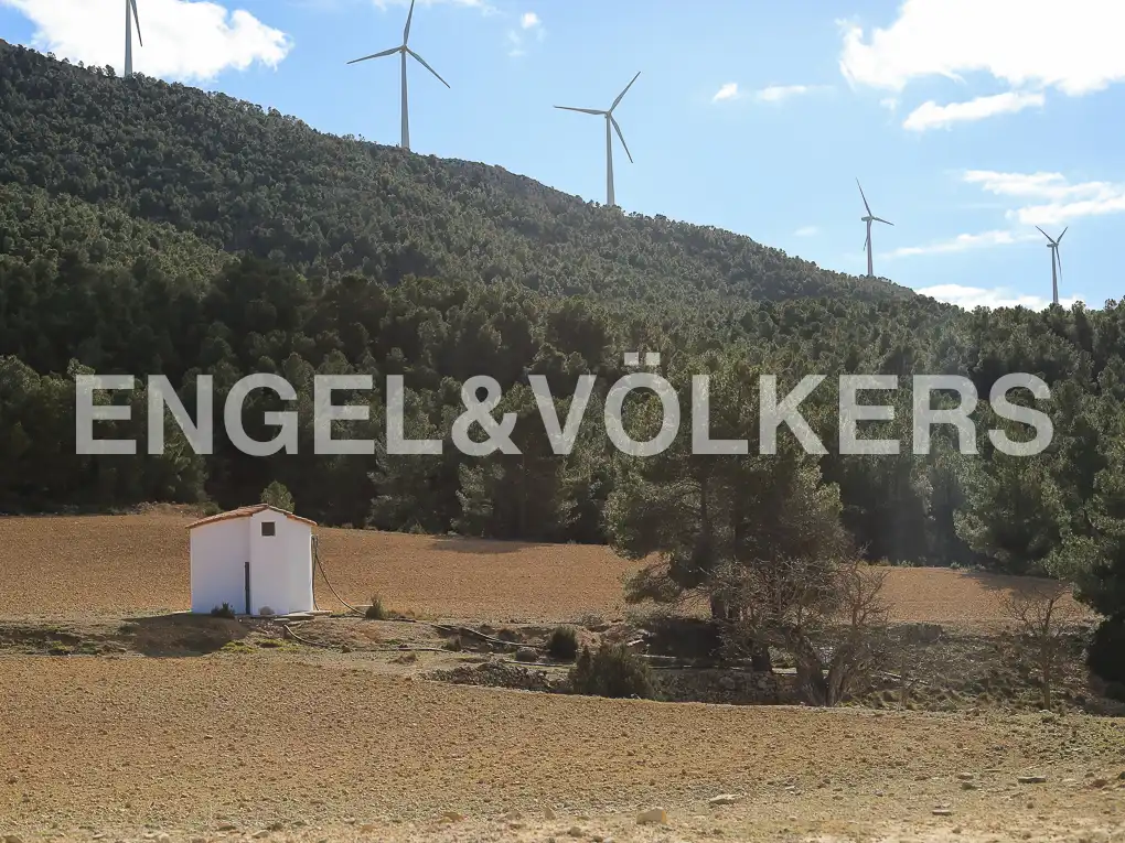Finca rústica en venda en Ayora amb Calefacció, Jardí privat i Terrassa