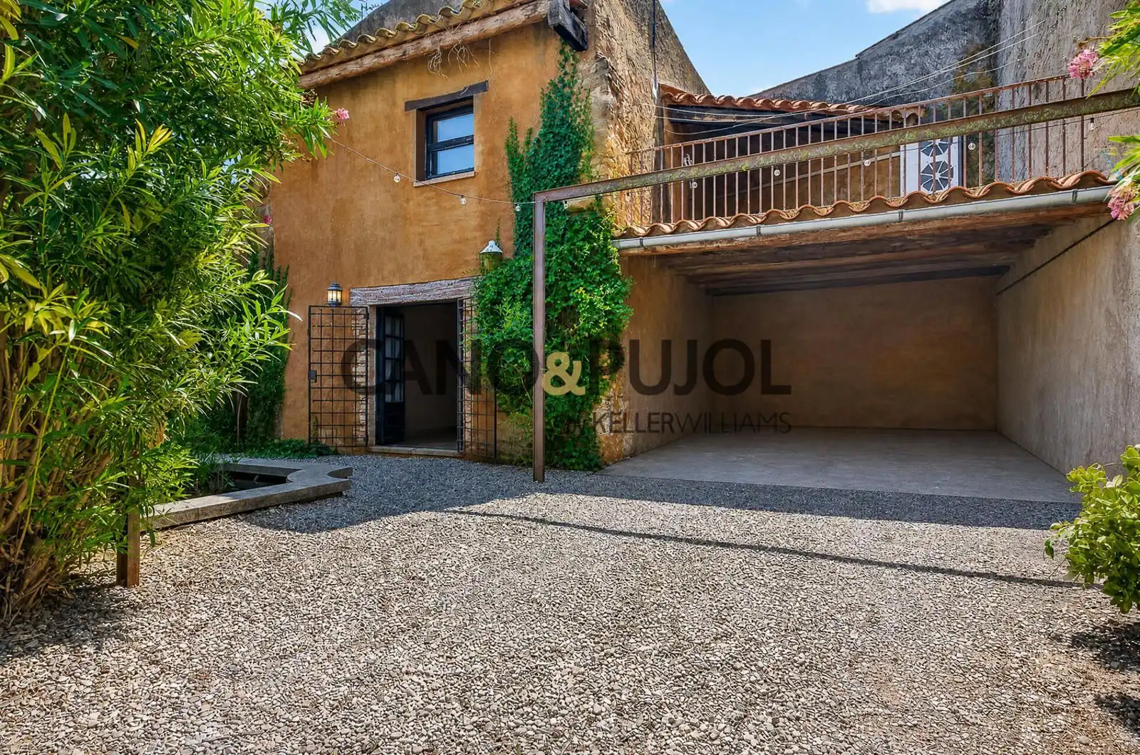 Vista exterior de Casa o xalet en venda en Vilamalla amb Aire condicionat, Calefacció i Moblat