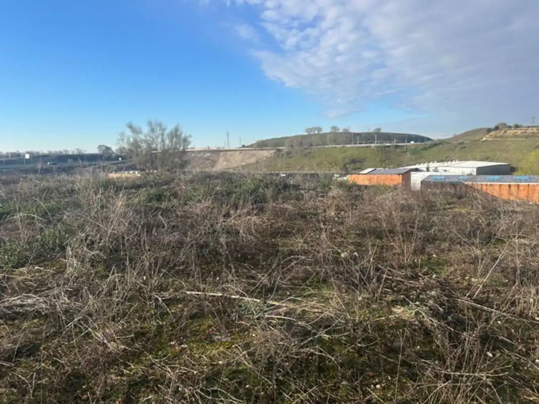 Wohnbaugrundstück zum Verkauf in Av. de los Rosales