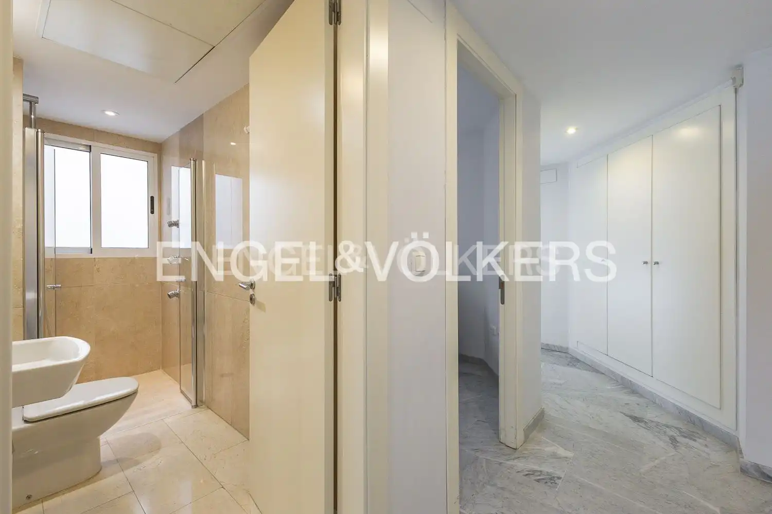 Piso en venta en Valencia con Aire acondicionado, Calefacción y Terraza