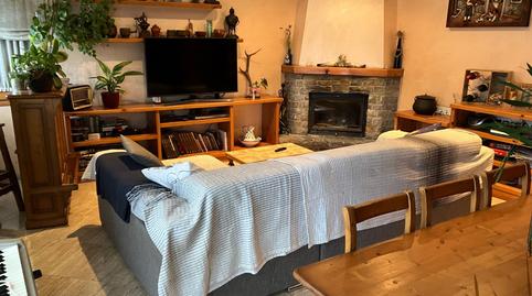 Foto 2 de Casa adosada en venta en Avinguda Francesc Macià, Avià, Barcelona