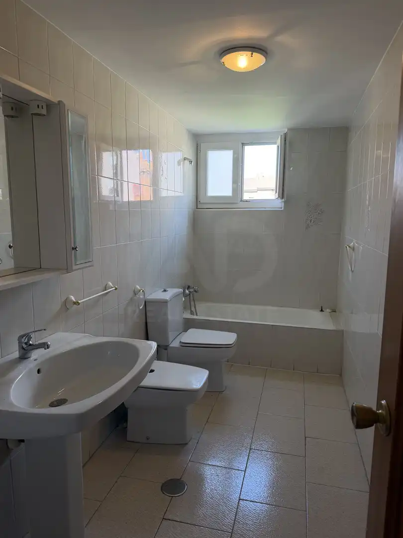 Piso de alquiler en San Claudio - La Chantría