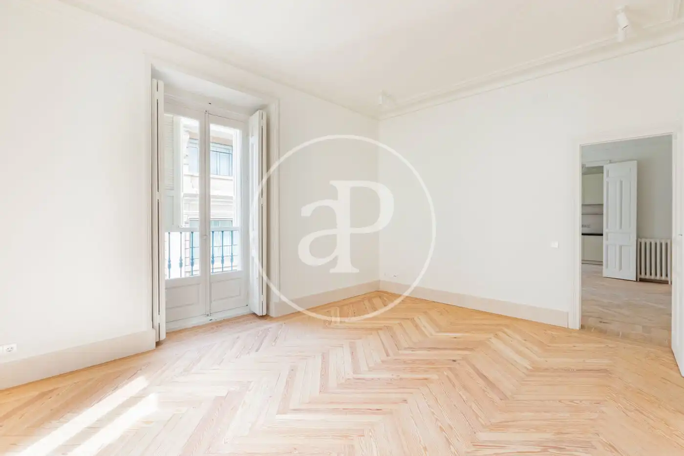 Schlafzimmer von Wohnung zur Miete in Madrid mit Klimaanlage, Heizung und Möbliert