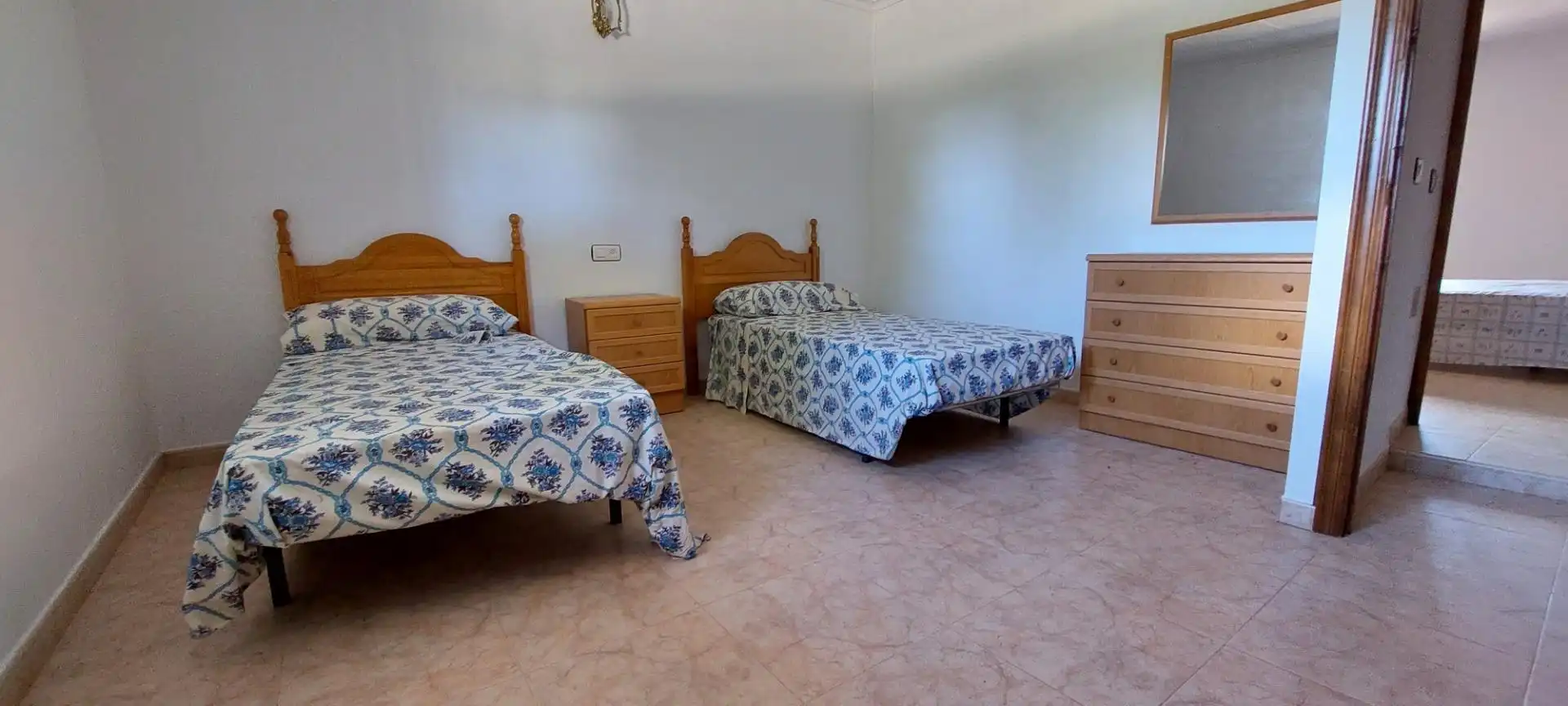 Habitación de Finca rústica en venta en Nerpio con Jardín privado, Terraza y Amueblado