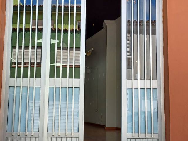 Local comercial en Alquiler en Tegueste