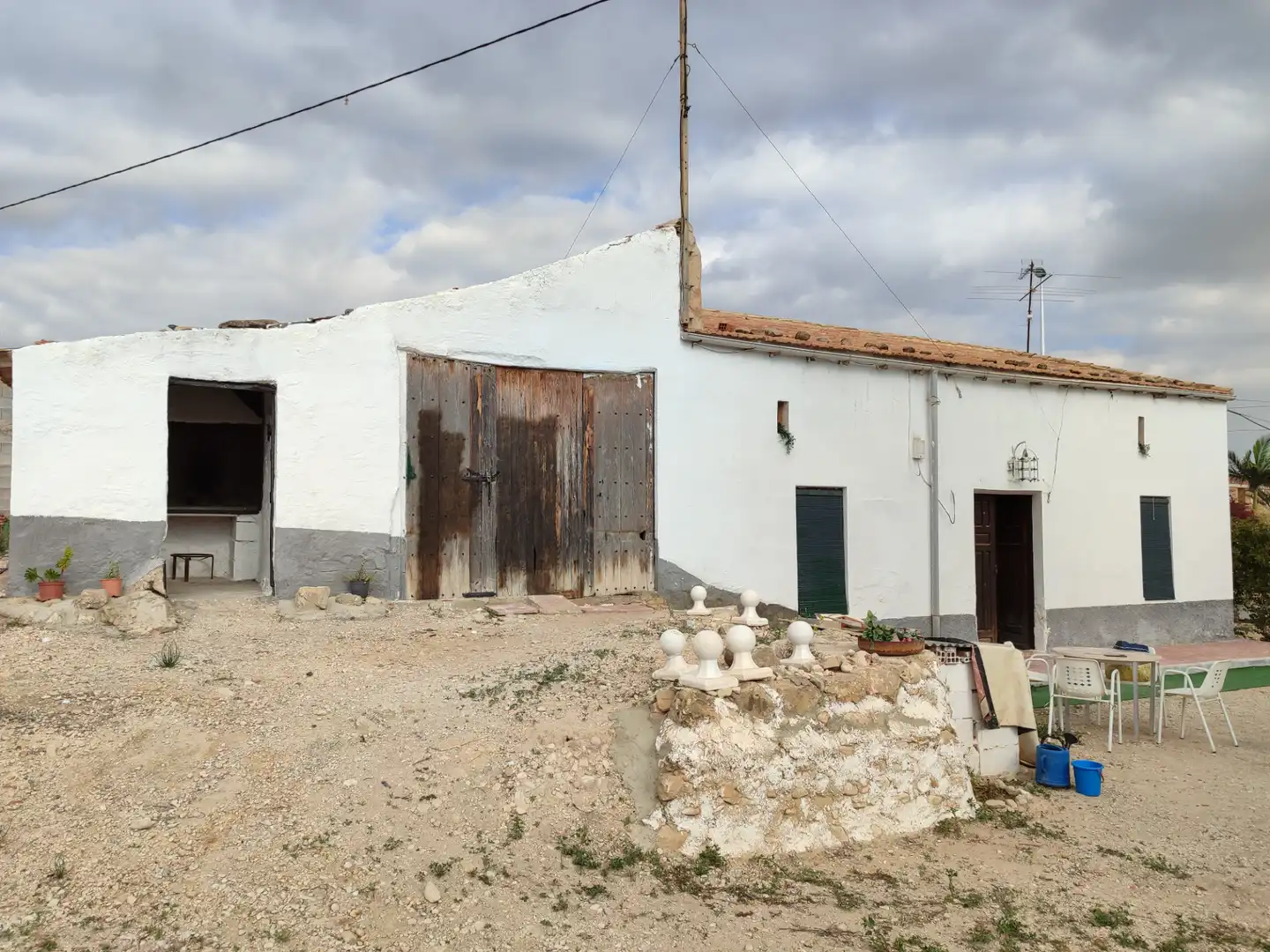 Vista exterior de Casa o xalet en venda en Elche / Elx amb Jardí privat, Traster i Moblat