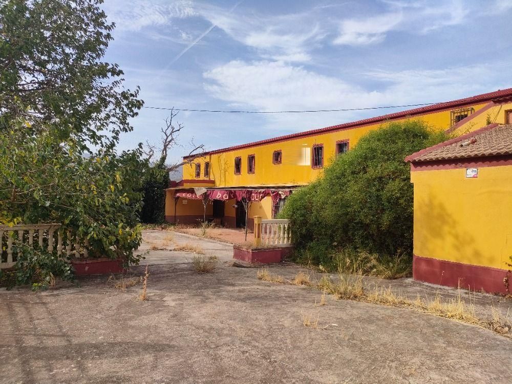 Vista exterior de Edifici en venda en La Guardia de Jaén