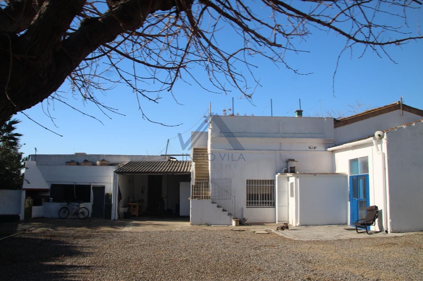 Vista exterior de Finca rústica en venda en Mataró amb Jardí privat i Terrassa