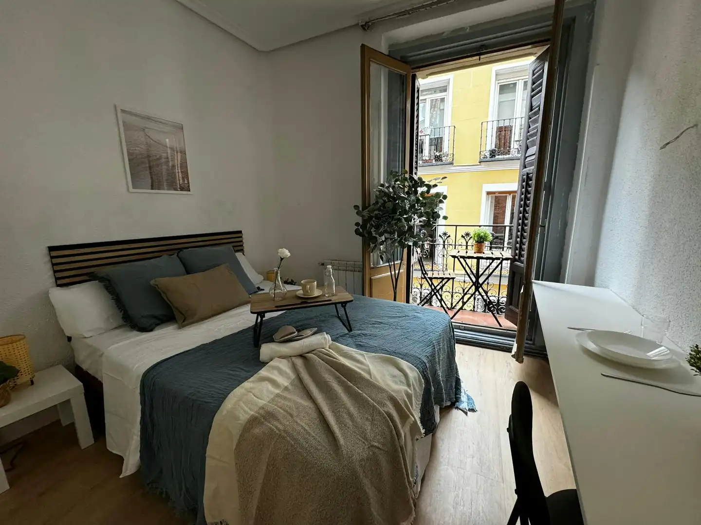 Habitación de Piso para compartir en Madrid con Aire acondicionado, Calefacción y Lavadora
