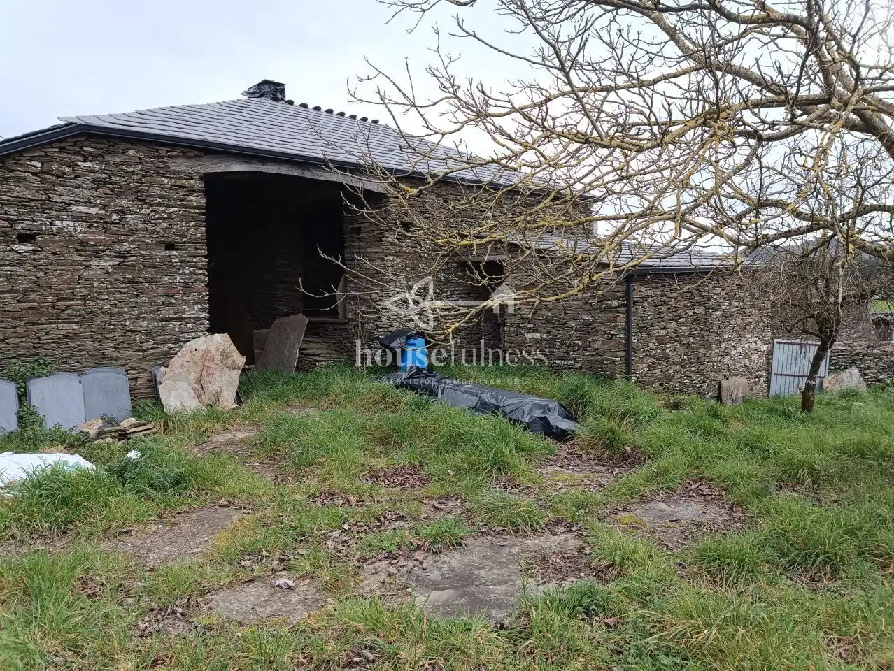 Finca rústica en venta en Lugo con Calefacción y Jardín privado