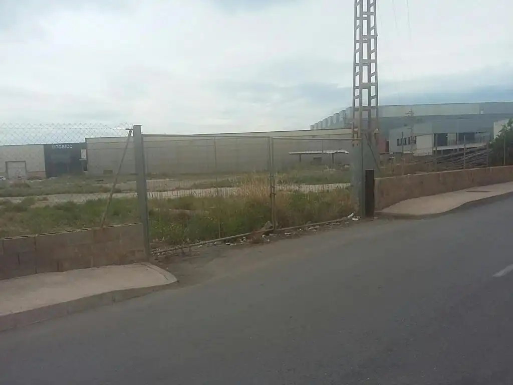 Terreno industrial en venta en Vila-real