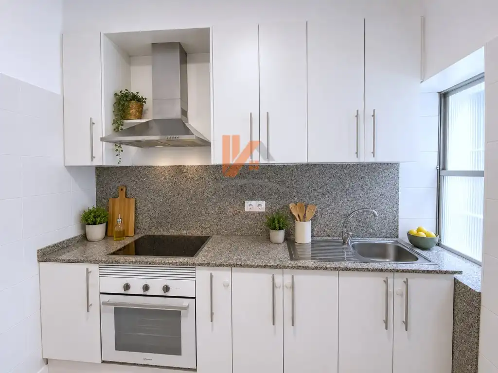 Kitchen of Houses for rent in Santiago de Compostela   with Private garden, Terrace and Furnished