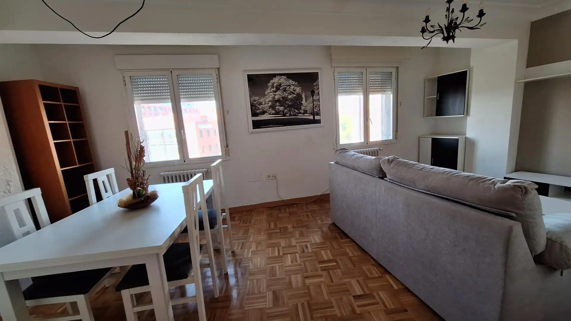 Sala de estar de Apartamento de alquiler en Burgos con Calefacción