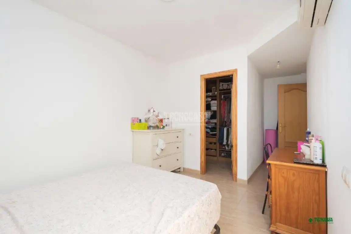 Habitación de Piso en venta en Almería con Aire acondicionado