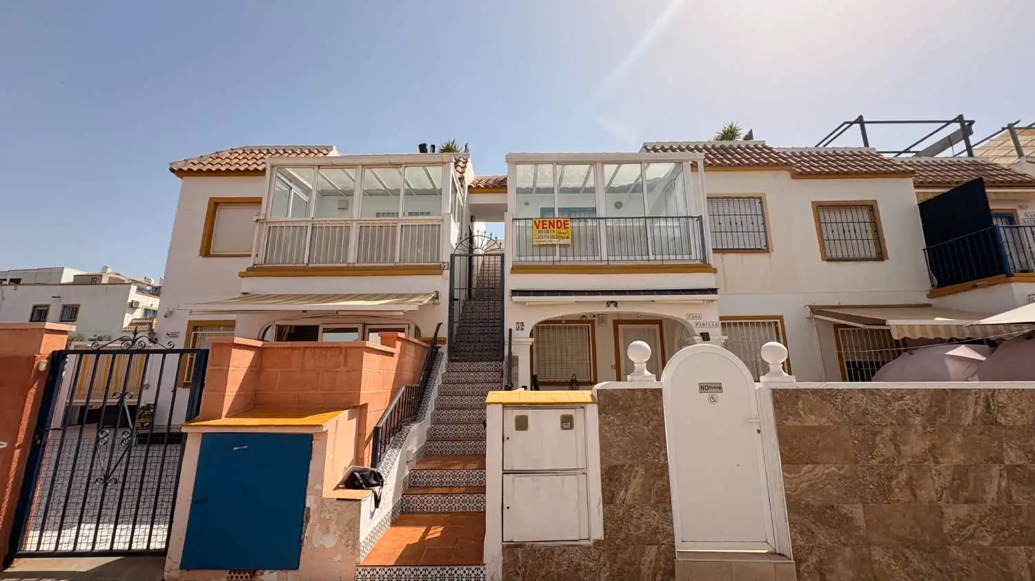 Vista exterior de Apartament en venda en Orihuela amb Aire condicionat, Calefacció i Piscina