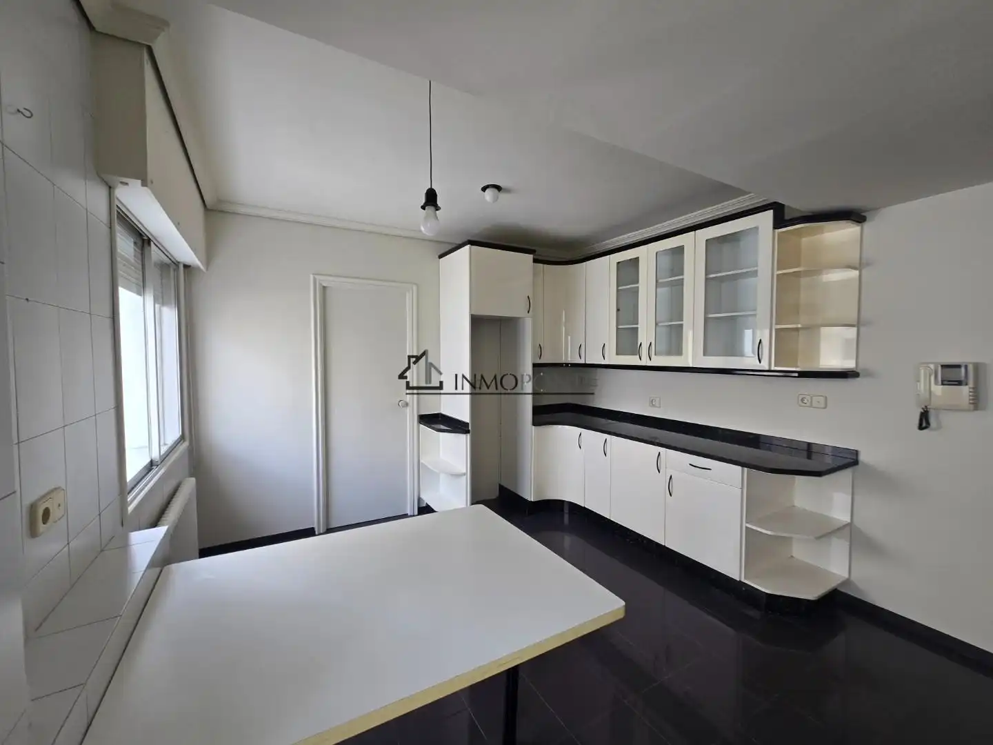 Flat with lift to rent in Zona de Plaza de Barcelos, imagen 13