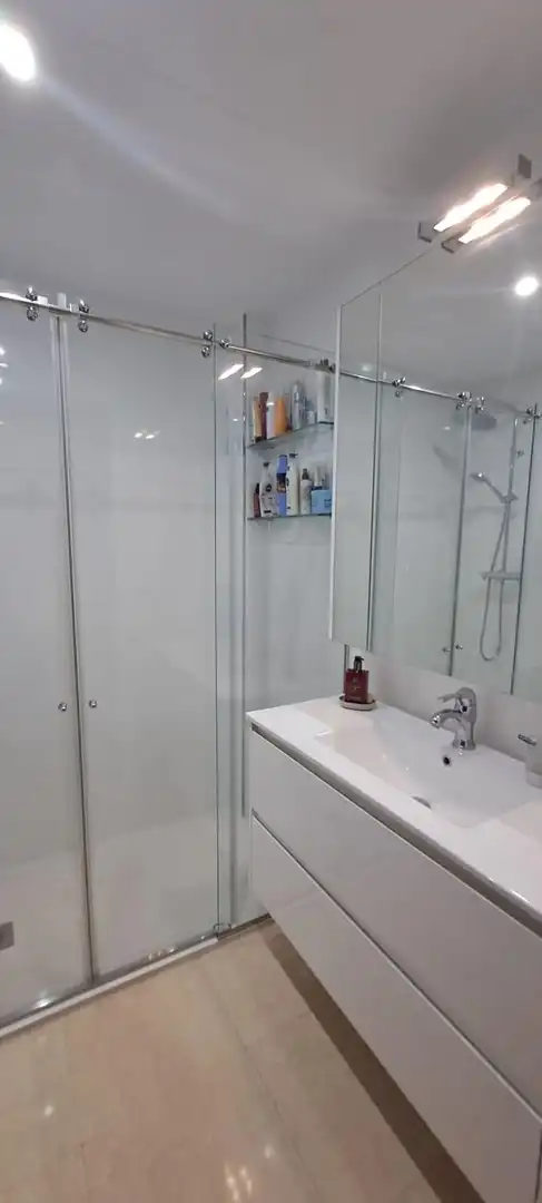 Badezimmer von Wohnung zum Verkauf in La Ràpita mit Klimaanlage, Möbliert und Gemeinschaftspool