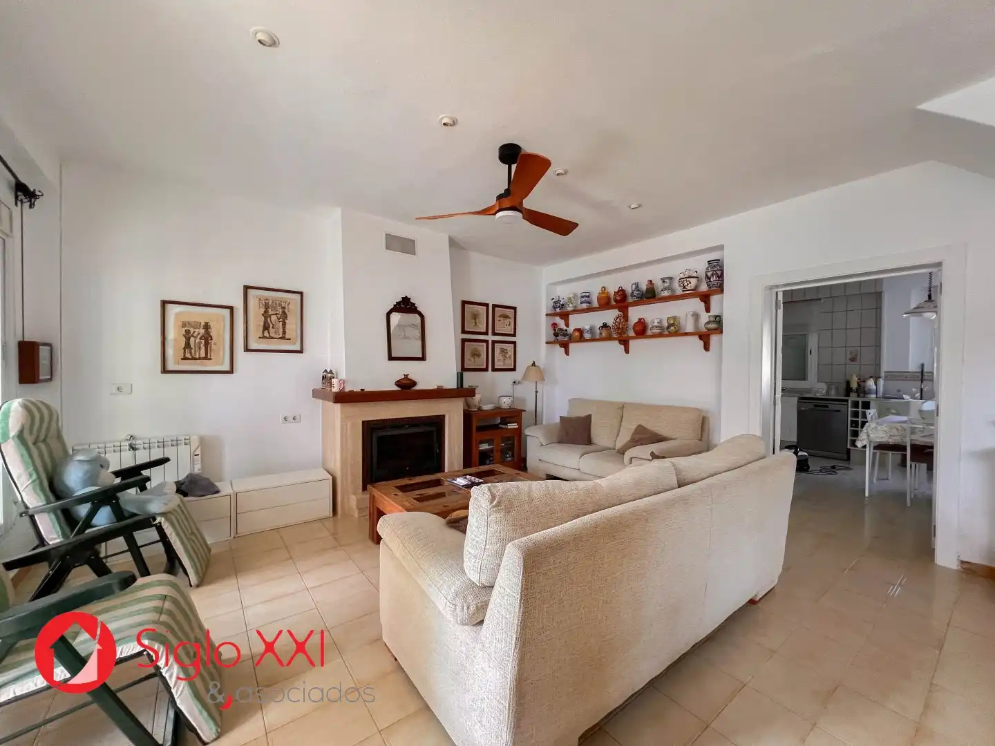 Wohnzimmer von Einfamilien-Reihenhaus zum Verkauf in Castellón de la Plana / Castelló de la Plana mit Klimaanlage, Heizung und Terrasse