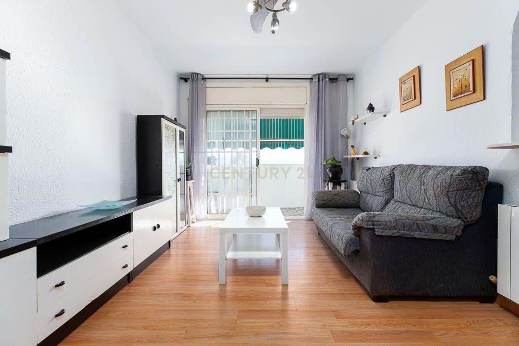 Living room of Flat for sale in Parets del Vallès