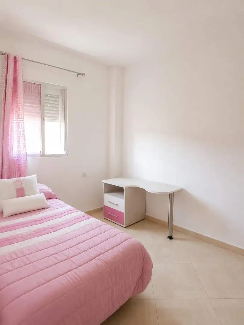 Piso en venta en Calle ECIJA, La Pañoleta