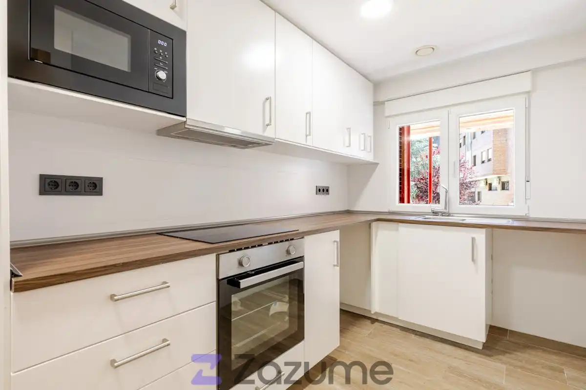 Kitchen of Flat for rent in Las Rozas de Madrid  with Heating, Private garden and Swimming Pool