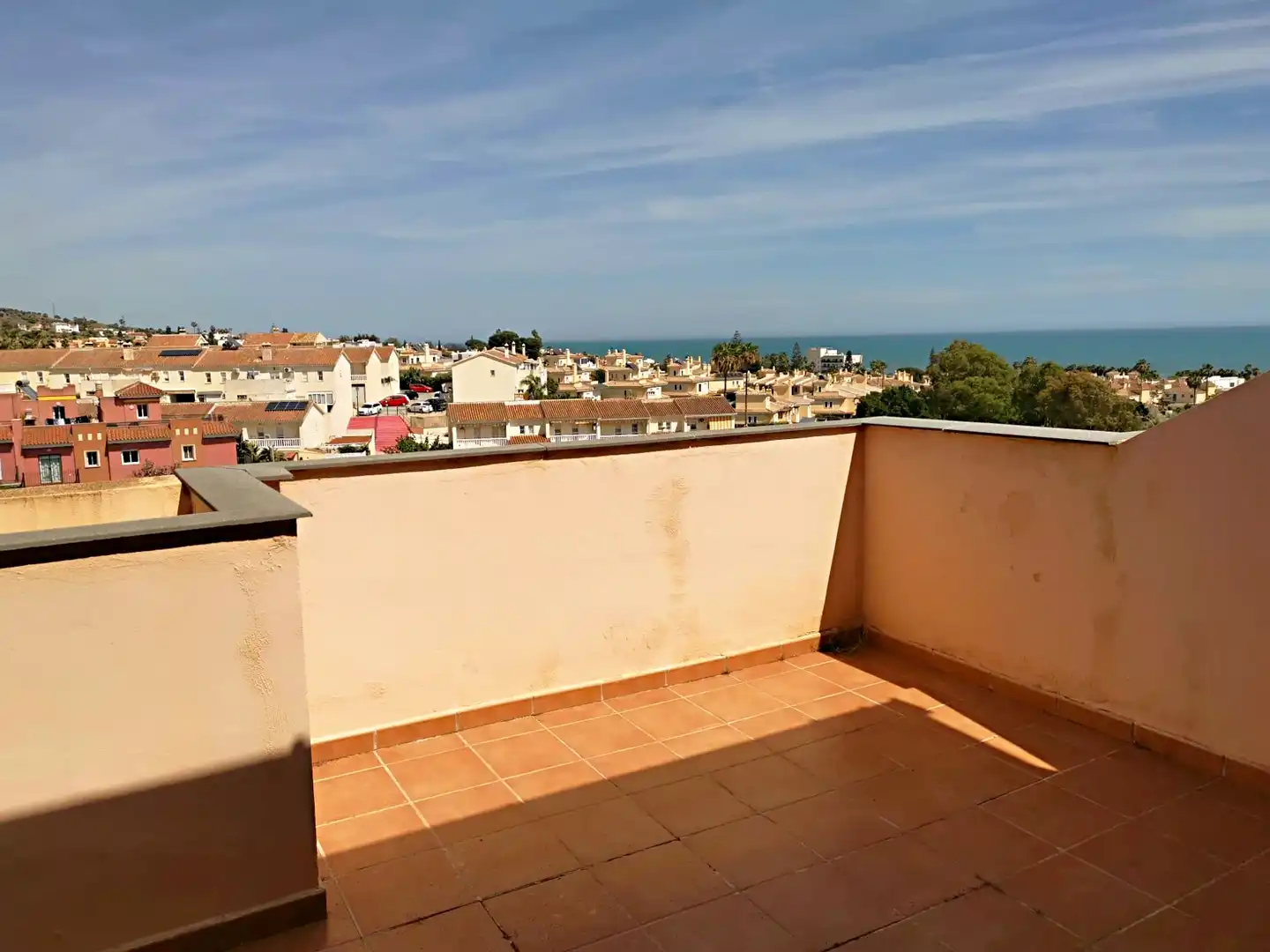 Vista exterior de Casa o chalet en venta en Vélez-Málaga con Aire acondicionado, Terraza y Amueblado
