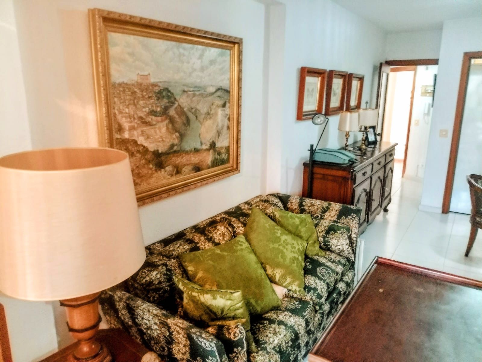 Sala d'estar de Apartament en venda en Benidorm amb Aire condicionat i Piscina comunitària