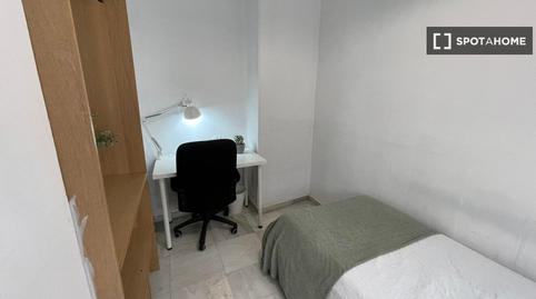 Foto 2 de Pis per a compartir a Feria, Sevilla