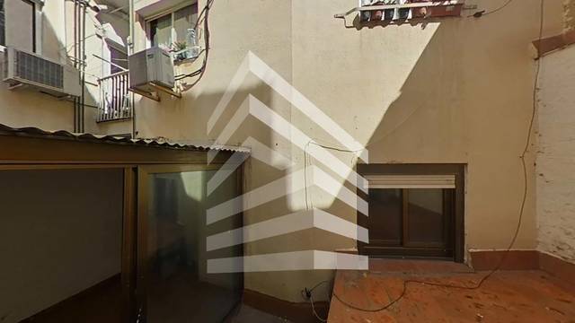 Piso en Venta en Carrer de Magalhães en El Poble Sec - Parc de Montjuïc