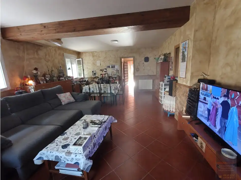Living room of Houses for sale in Casarrubios del Monte  with Terrace and Furnished