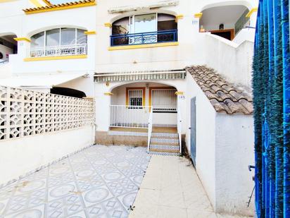 Vista exterior de Casa o xalet en venda en Santa Pola amb Terrassa i Balcó