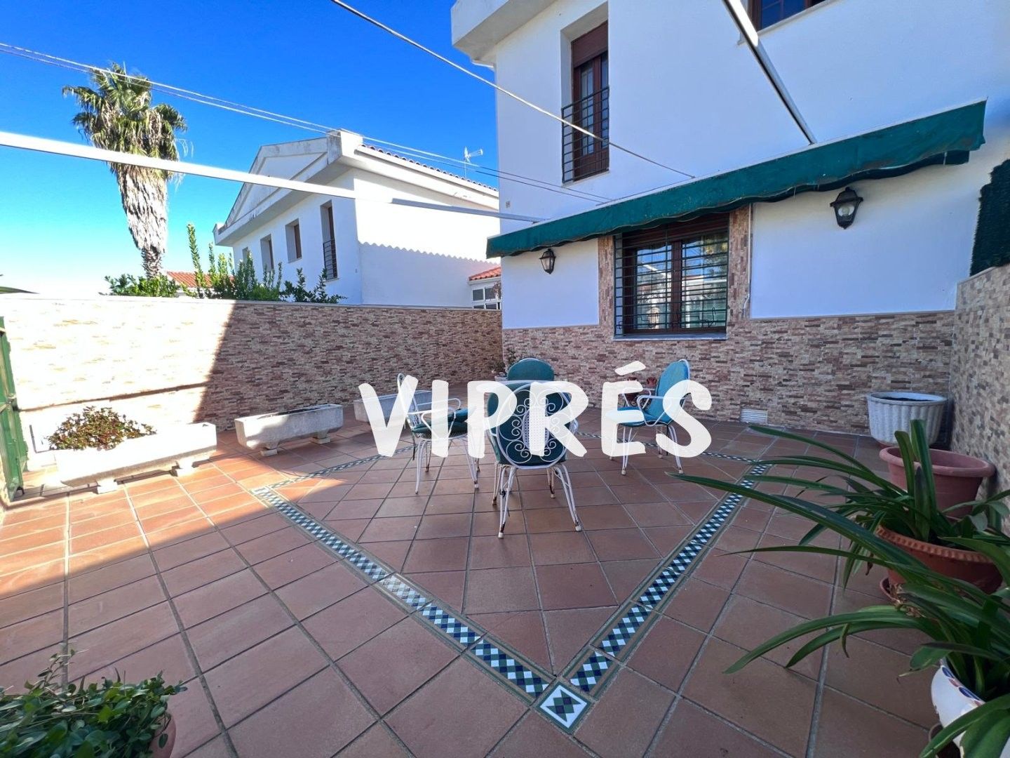 Exterior view of Single-family semi-detached for sale in Casar de Cáceres  with Air Conditioner, Heating and Terrace