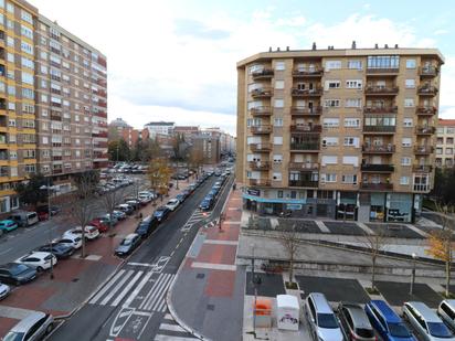 Exterior view of Flat for sale in Vitoria - Gasteiz  with Heating, Parquet flooring and Terrace