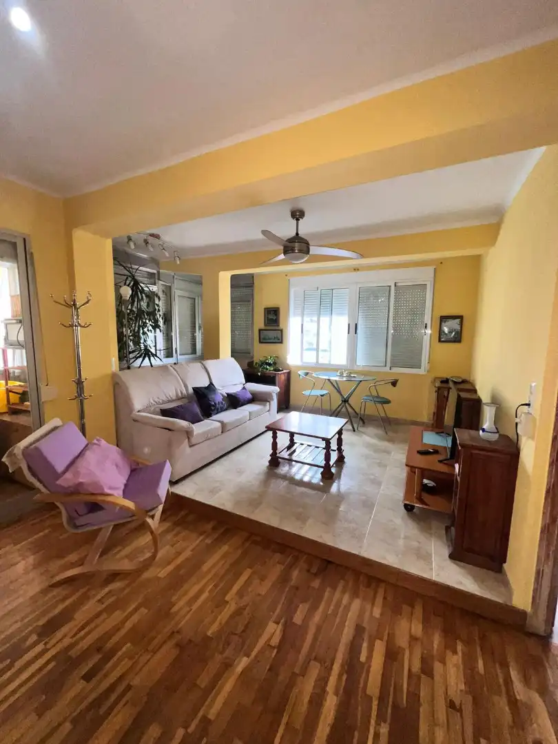 Mini appartamento con terrazza in affitto a Passeig Marítim de Neptú 6, imagen 2
