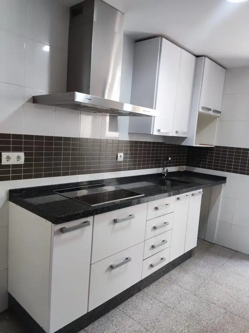Kitchen of Flat for rent in Córdoba  with Air Conditioner, Heating and Community pool