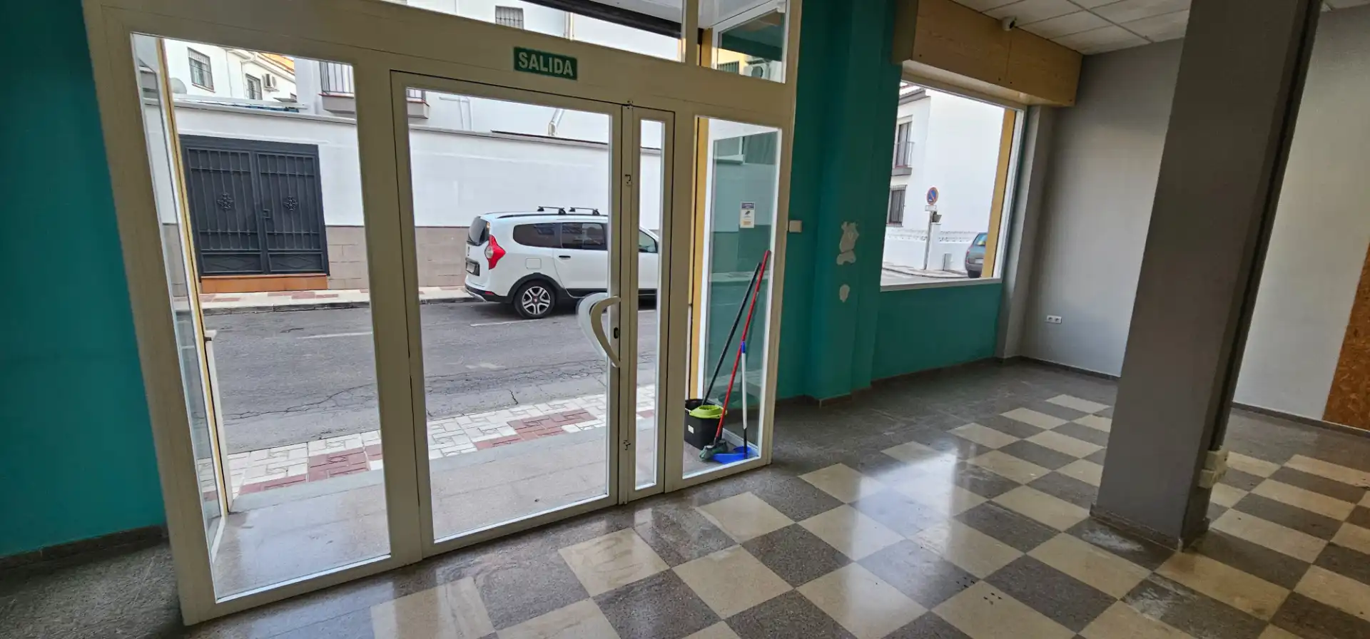 Commercial properties for rent in Maracena