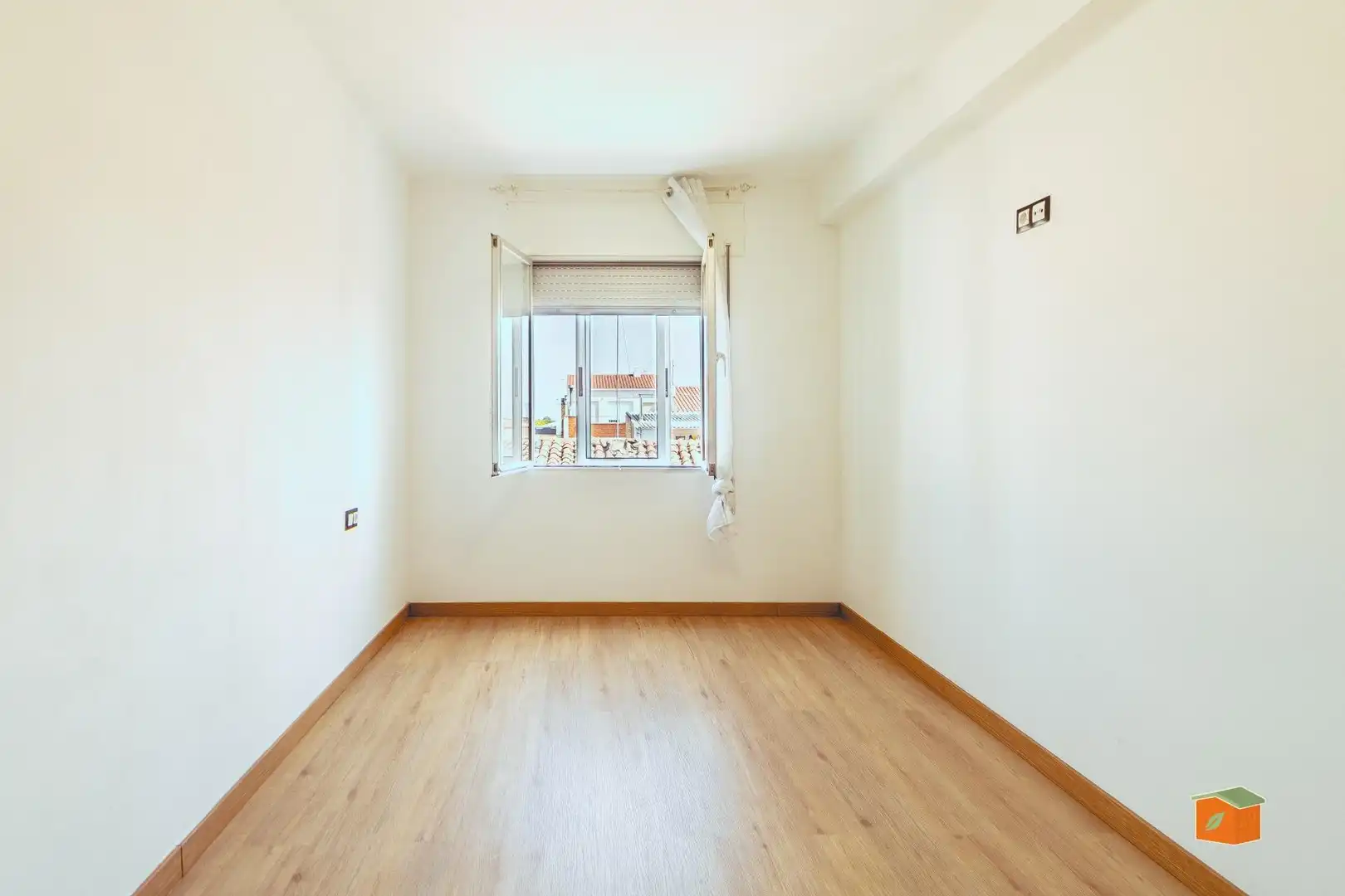 Schlafzimmer von Wohnungen zum Verkauf in Santa Bàrbara mit Parkett, Terrasse und Balkon