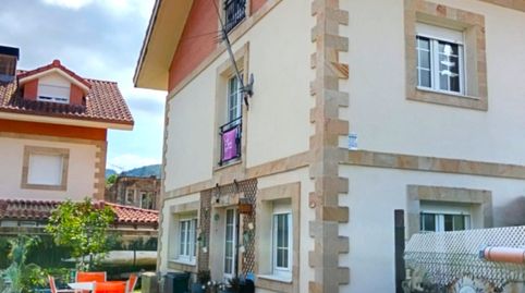 Foto 2 von Einfamilien-Reihenhaus zum Verkauf in Barrio Rioseco, Guriezo, Cantabria