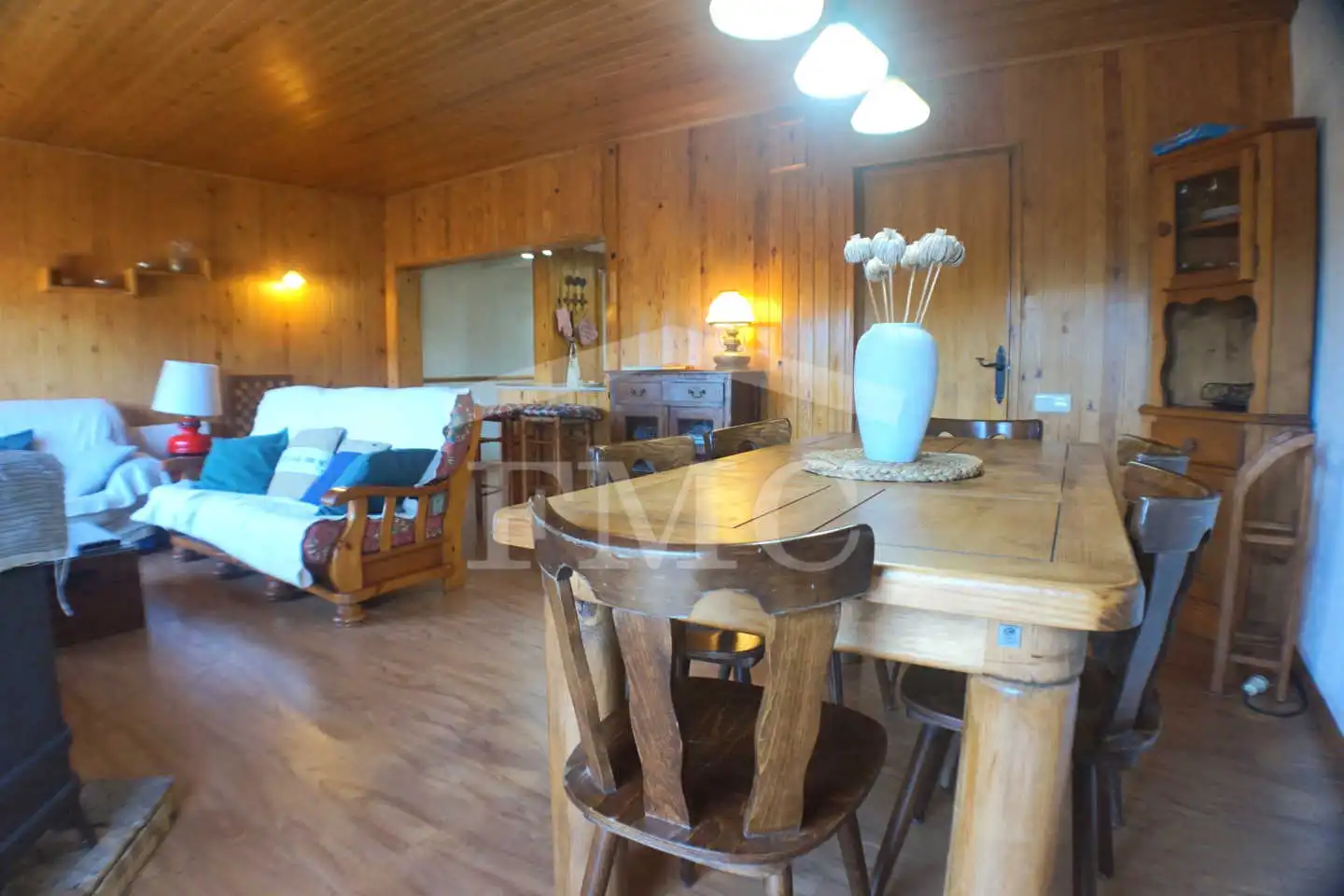 Sala d'estar de Pis en venda en Alp amb Calefacció, Parquet i Terrassa