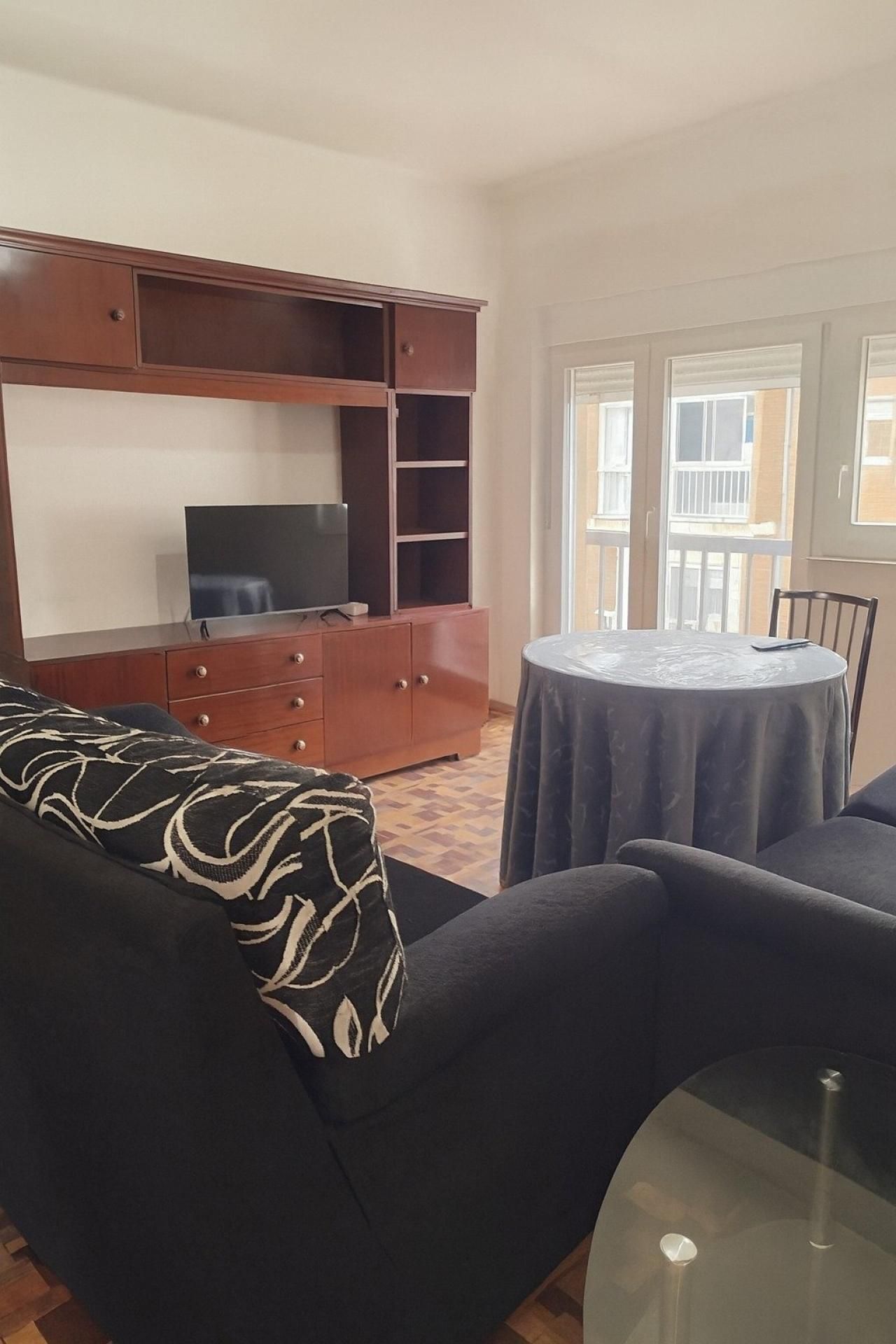 Sala d'estar de Pis en venda en Salamanca Capital amb Balcó